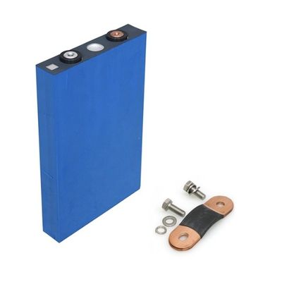 comprar 3.2V 60AH 65Ah Alta velocidad de descarga 4C Lifepo4 Célula prismática LFP 3.2V fabricación en línea