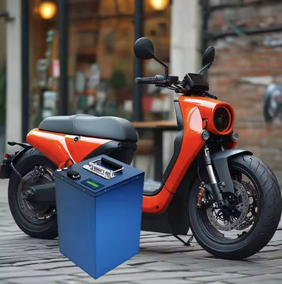 Batería de litio LiFePO4 de 20S 60V 30Ah para automóviles y motocicletas